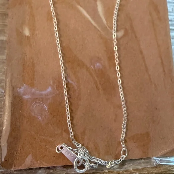 925 Sterling Silver Necklace with Crystal Heart Pendant - Picture 4 of 8